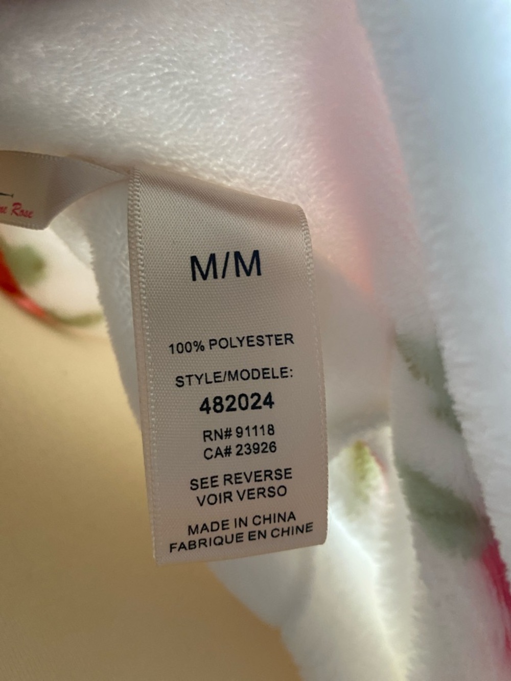 Floral Plush Shawl Collar Robe - White with Pink Roses - Picture 7 of 8